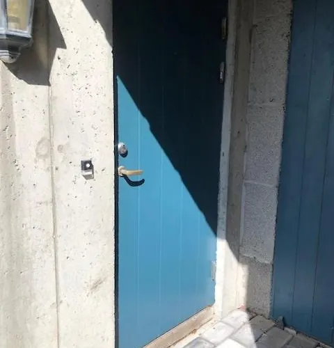 Appartamento Koselig Nyoppusset 3 Roms Med Egen Parkeringsplass I Rolige Omgivelse Naer Sjoen, 2 Mil Nord For Sentrum. *