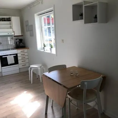 Apartment Koselig: Serene 3-room Near Bergen