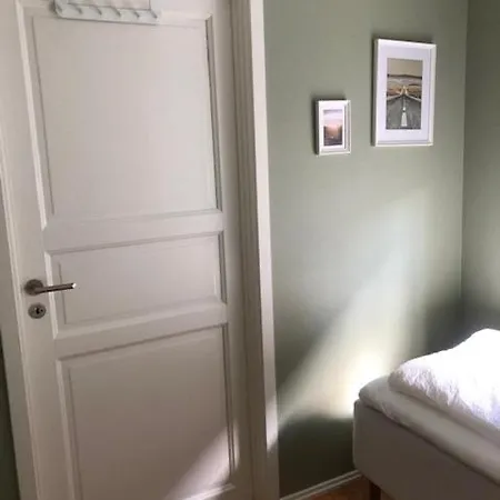 Apartment Koselig: Serene 3-room Near