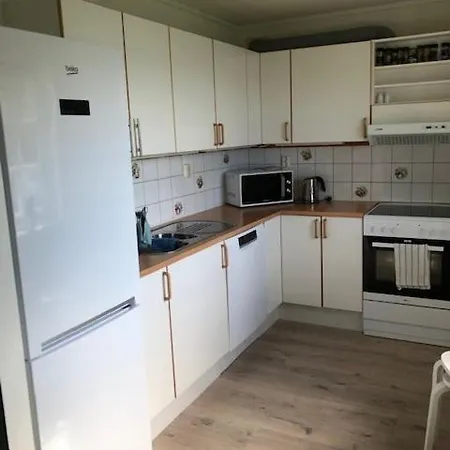 Koselig: Serene 3-room Near Apartment *