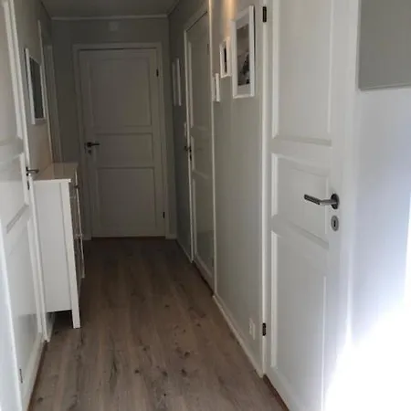 Koselig: Serene 3-room Near