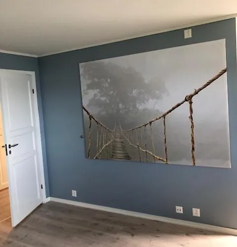 Апартаменты Koselig Nyoppusset 3 Roms Med Egen Parkeringsplass I Rolige Omgivelse Naer Sjoen, 2 Mil Nord For Sentrum. *